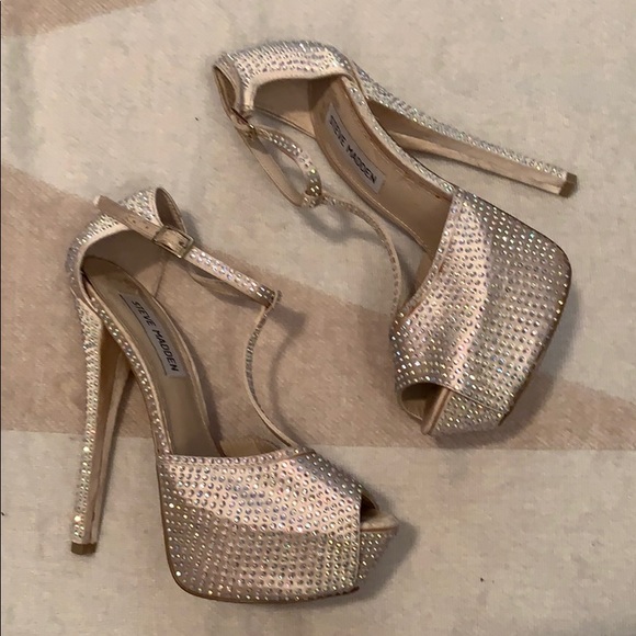 Pre-Owned Steve Madden Champagne Angylna Heels - Picture 2 of 6
